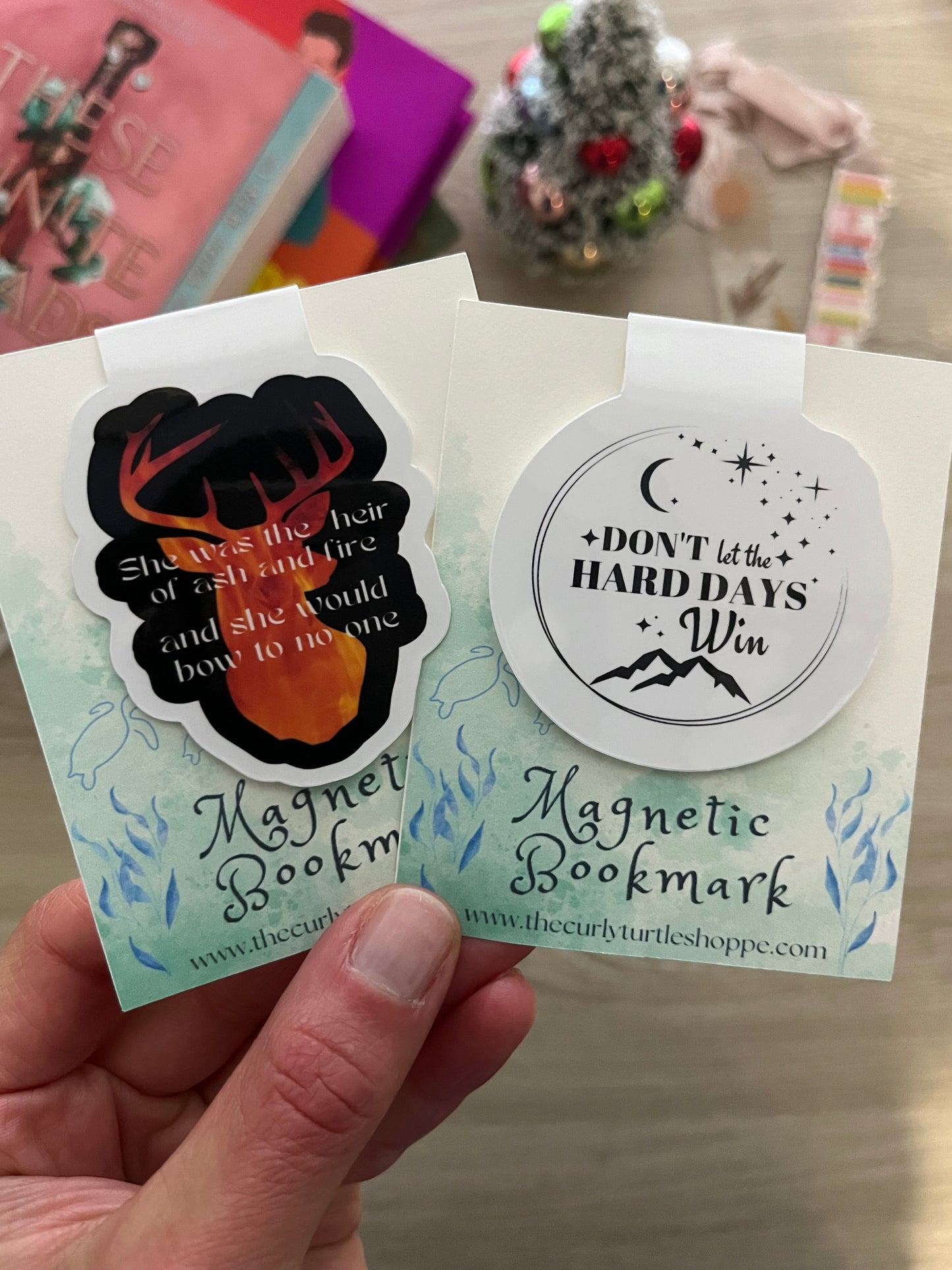 Don't Let the Hard Days Win - Sarah J Maas | ACOTAR Magnetic Bookmark