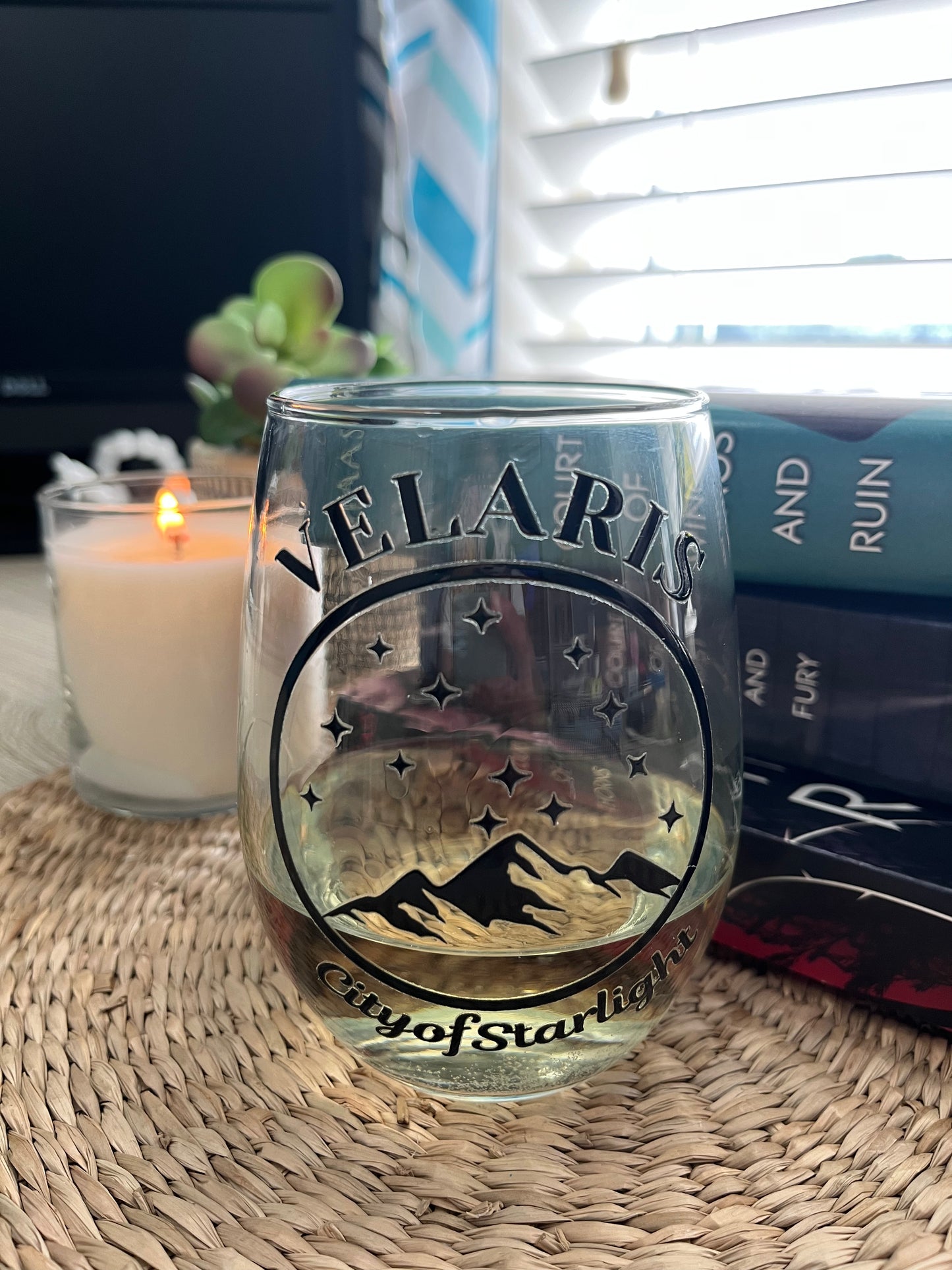 Velaris City of Starlight Wine Glass